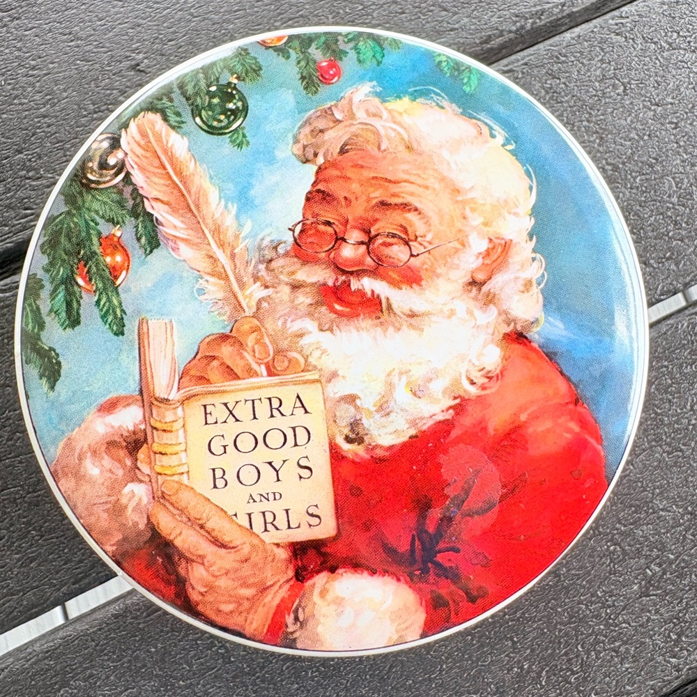 Adorable Santa Tin “Extra Good Boys & Girls” Made in England Designed by Daher